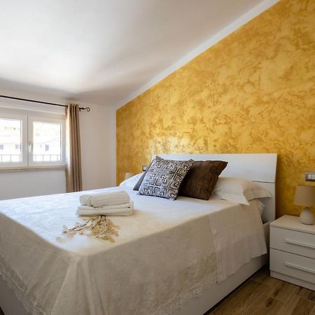 Cadoni Guest House Bosa Exterior photo
